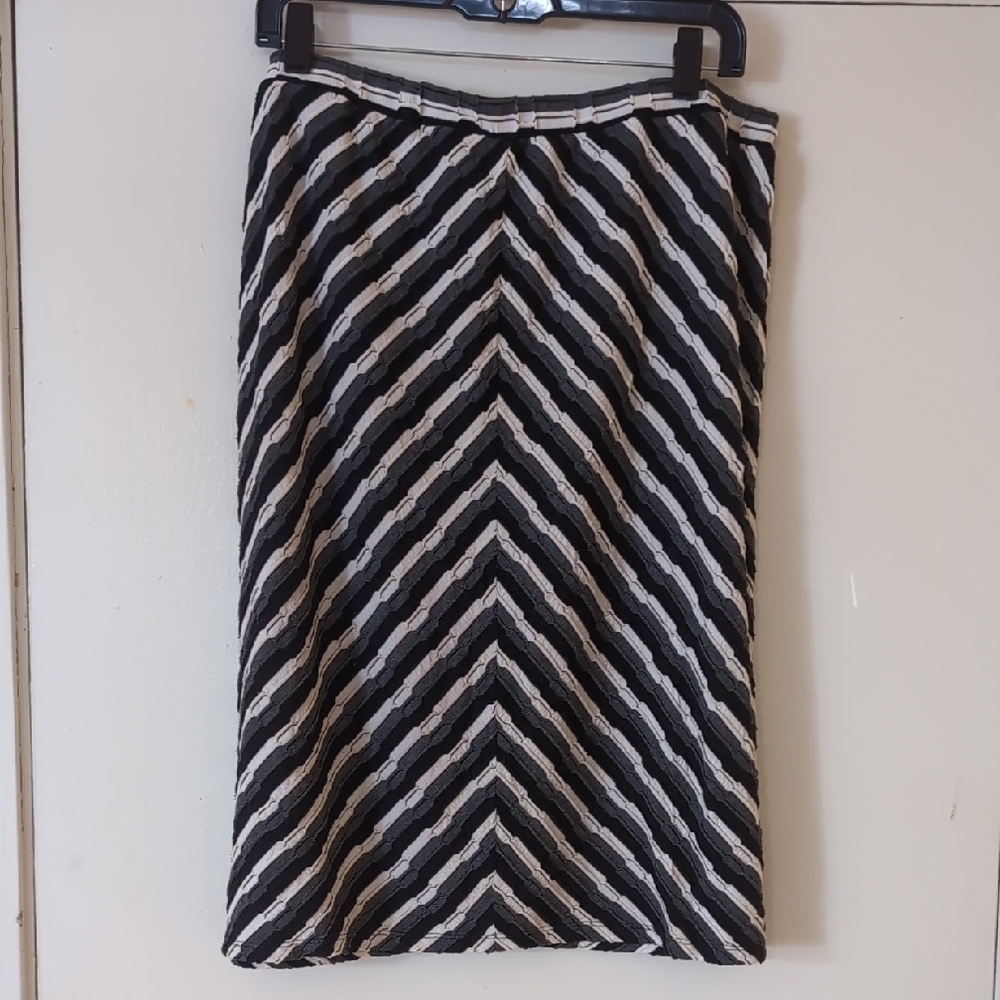 Christopher & Banks Gray, White, Black Textured Diagonal Stripe Skirt XL - Cute!